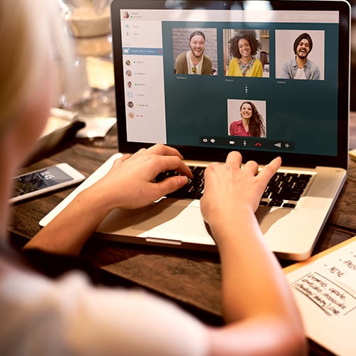 ¿Buscas una carrera profesional apasionante? Comenzá tu trayectoria aquí.